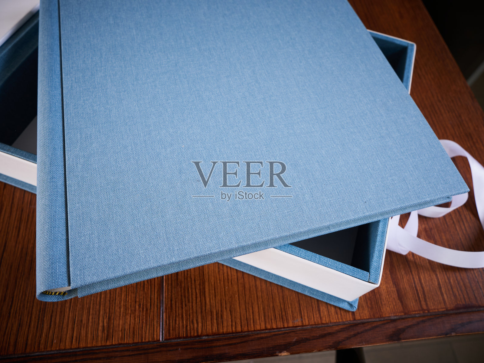 hancrafted婚礼的书照片摄影图片