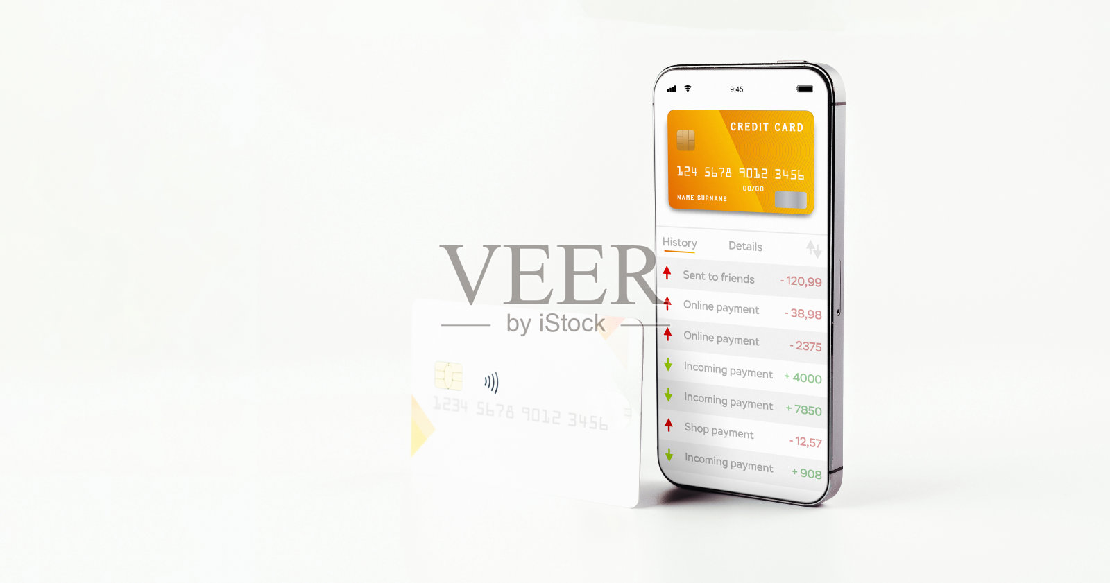 在线支付。手机与互联网网上银行应用程序。信用卡在白色背景。在线钱包省钱。照片摄影图片