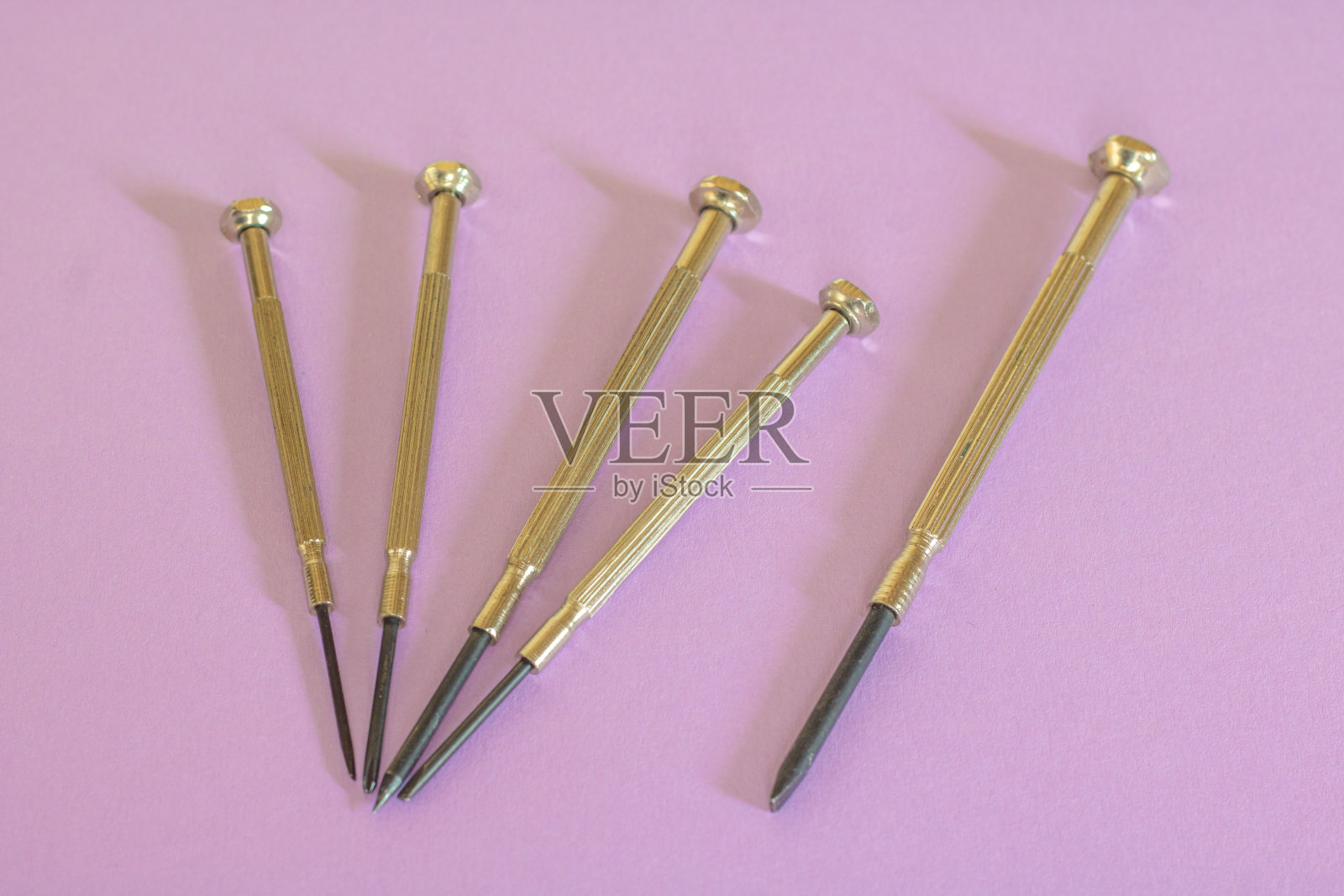 不同的微型机械螺丝刀照片摄影图片