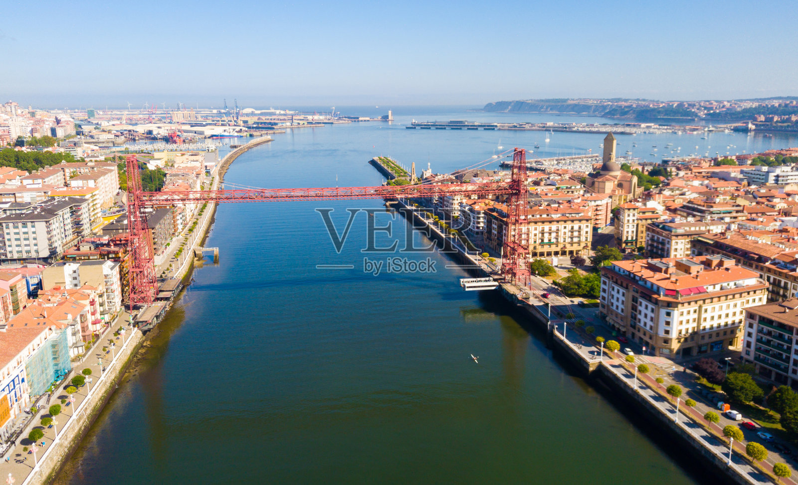 西班牙的比斯卡亚悬索桥照片摄影图片