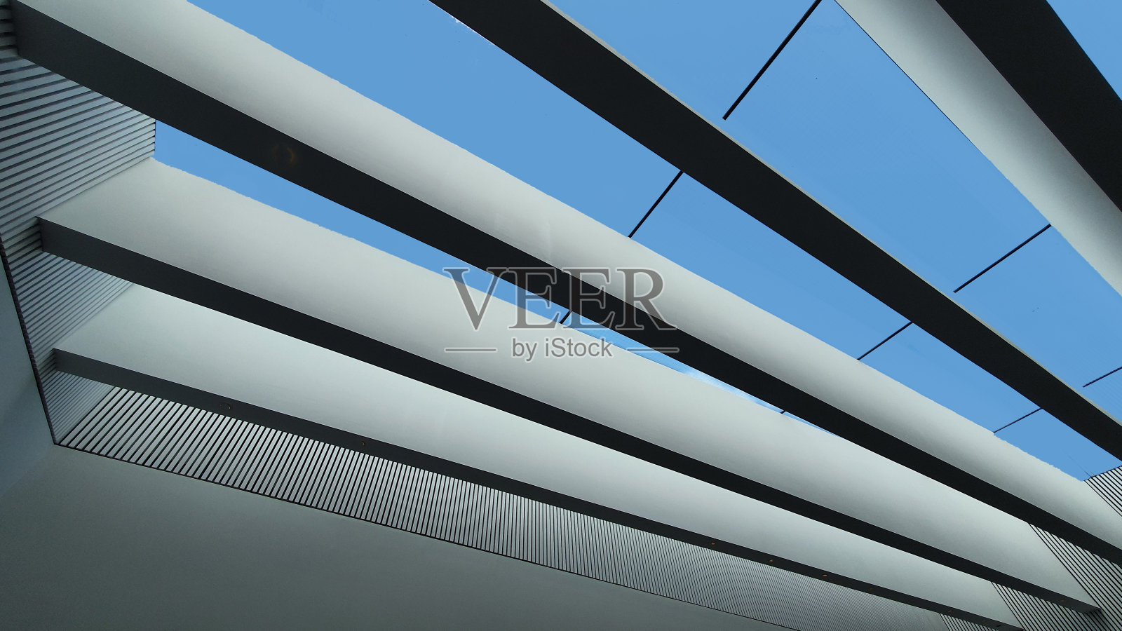 行和天空照片摄影图片