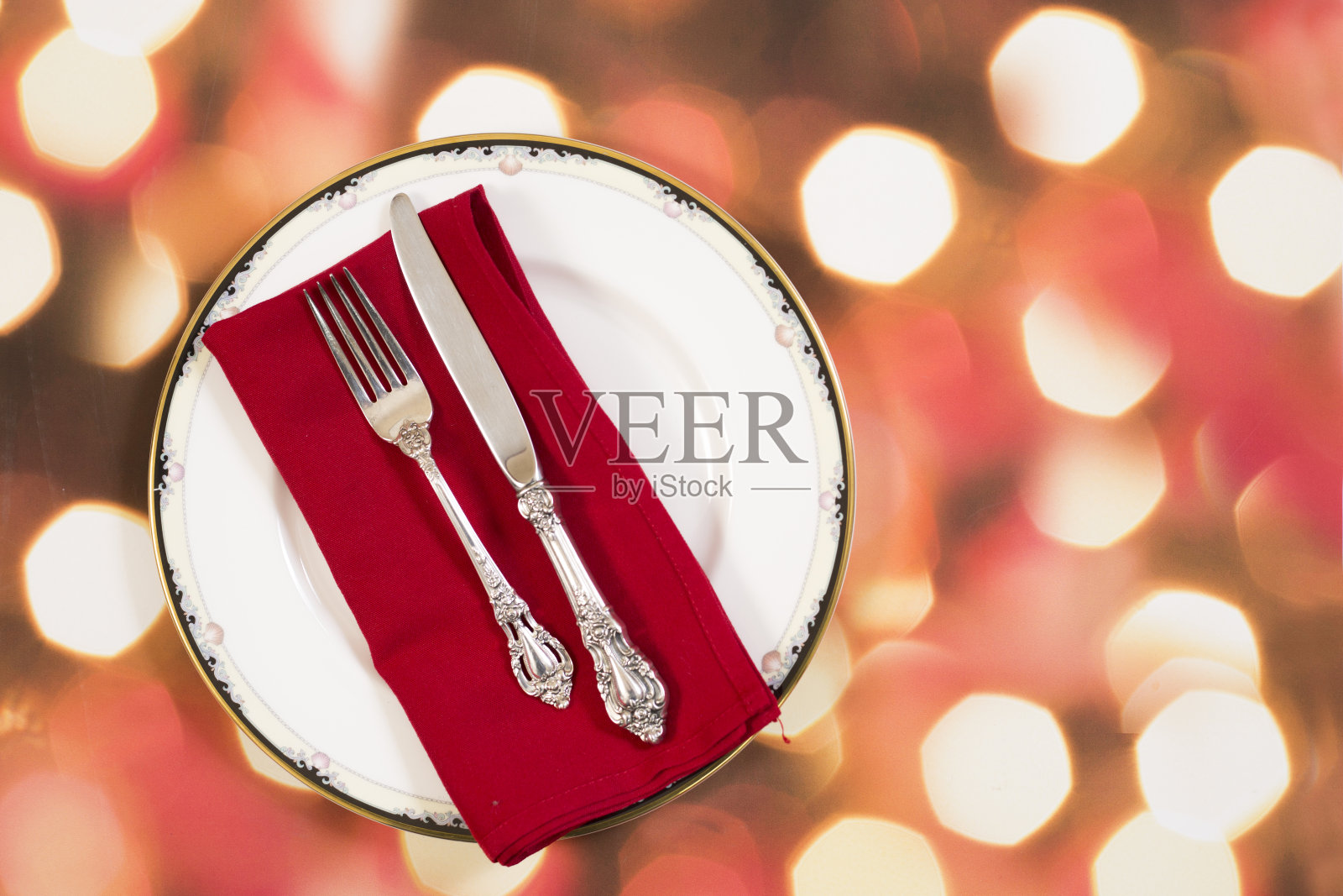 以派对灯为背景放置背景。照片摄影图片