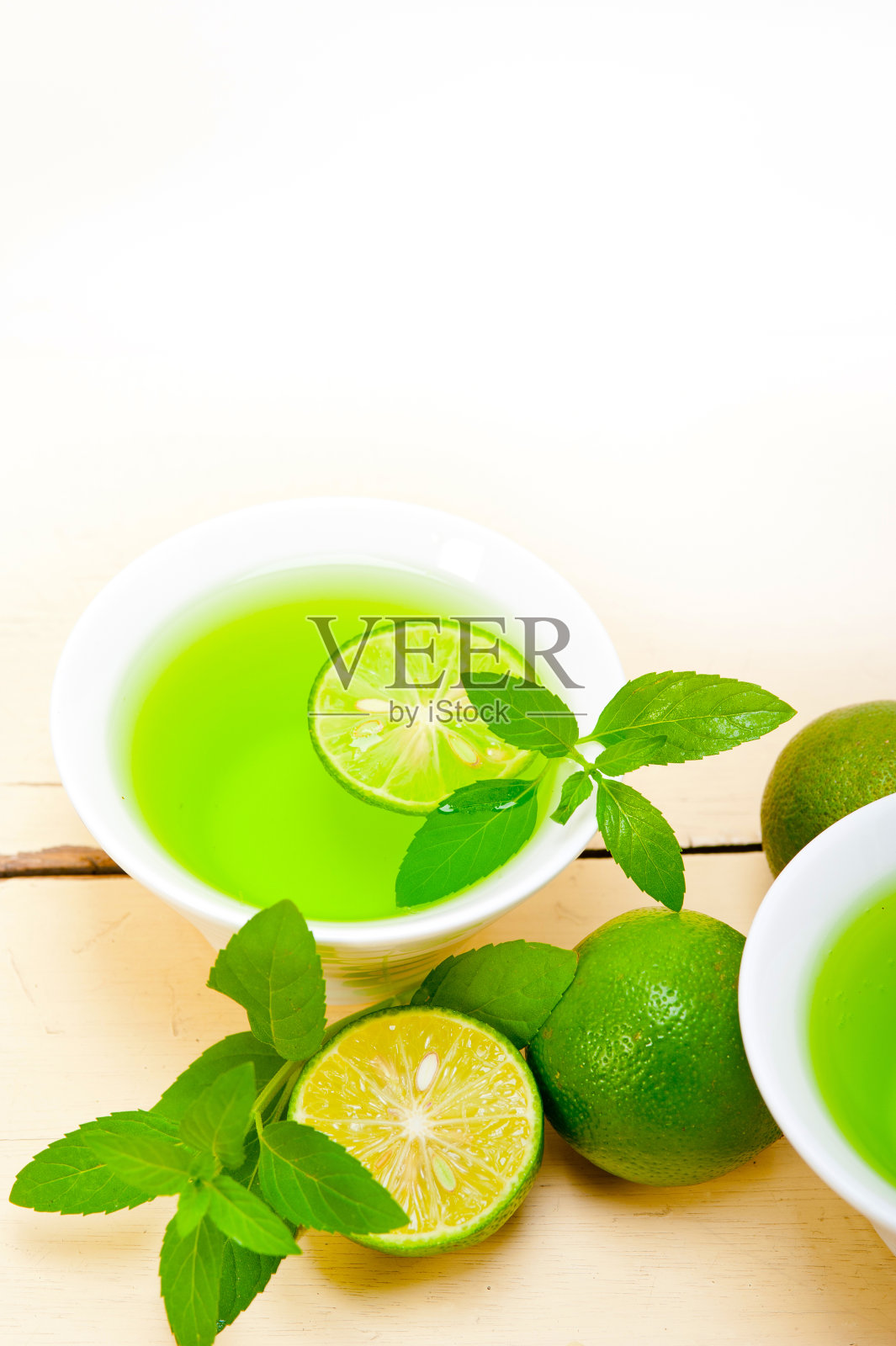 薄荷泡茶加柠檬照片摄影图片