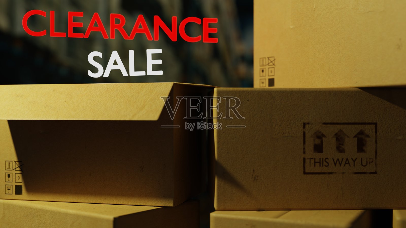 清仓大甩卖，货箱在仓库照片摄影图片