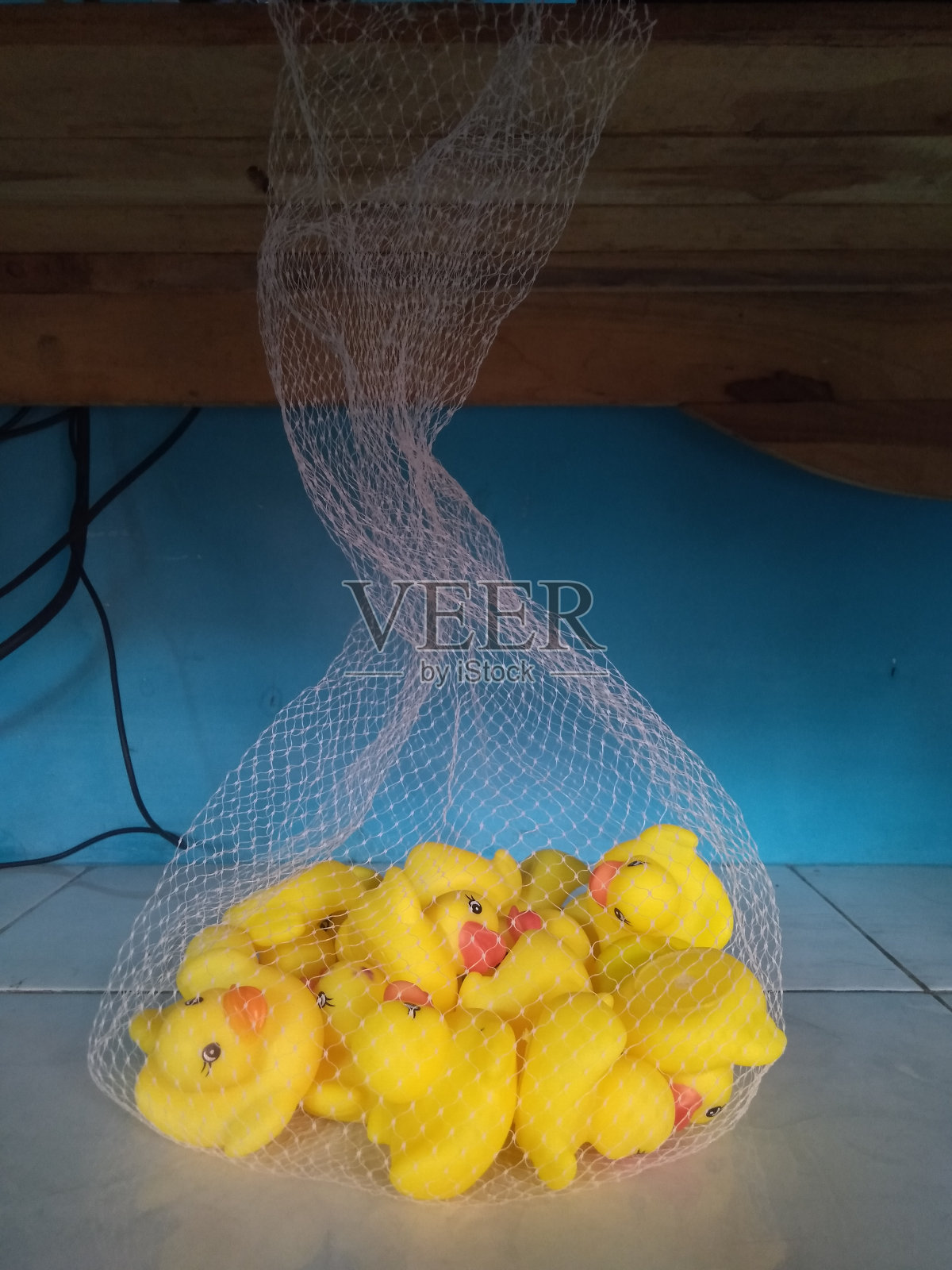 鸭子玩具照片摄影图片