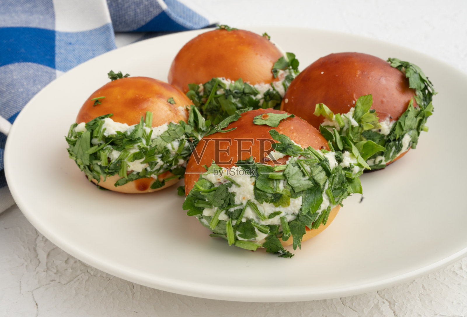 美味的小奶酪欧芹酥皮照片摄影图片