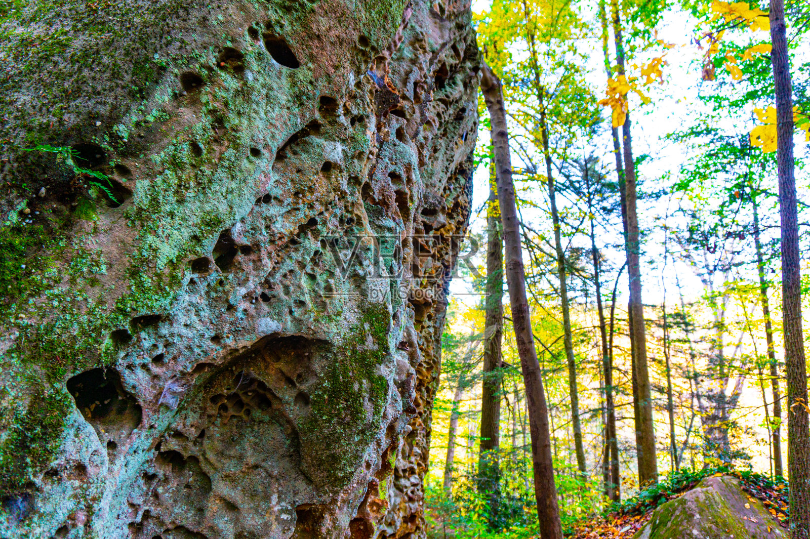 五颜六色的岩石照片摄影图片