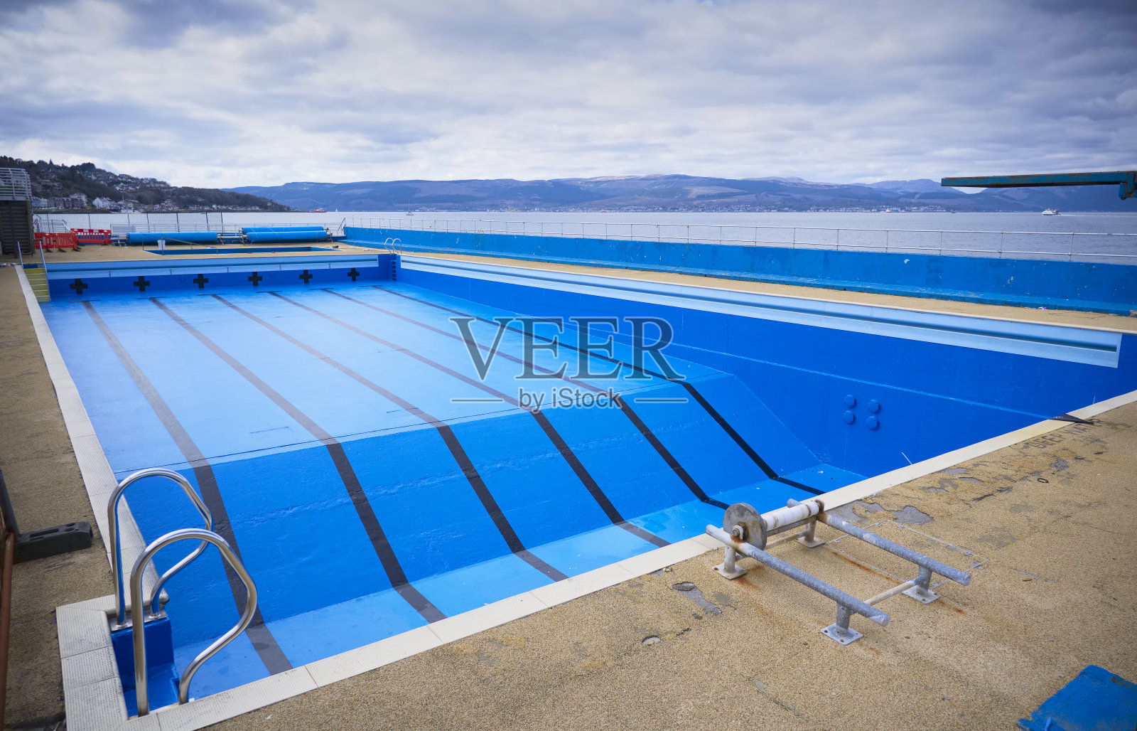 Gourock的室外露天游泳池因维修而关闭照片摄影图片