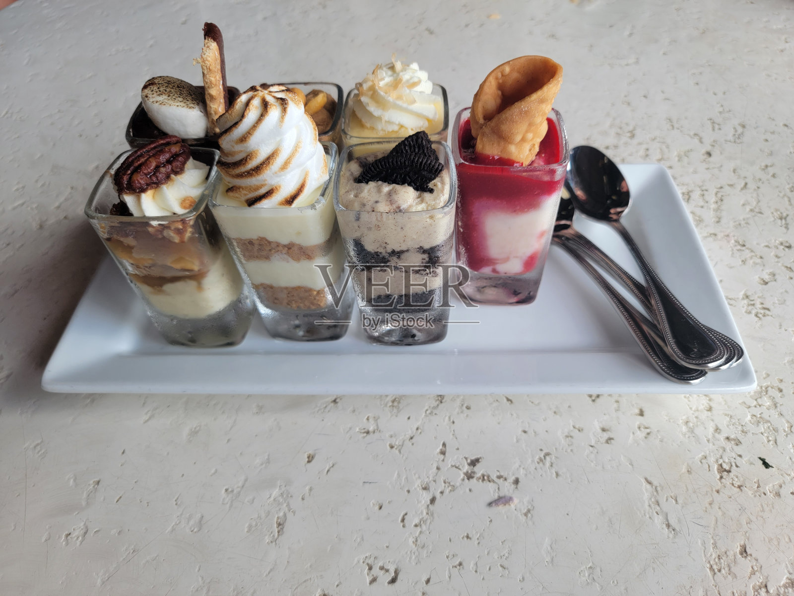 过多的甜点照片摄影图片