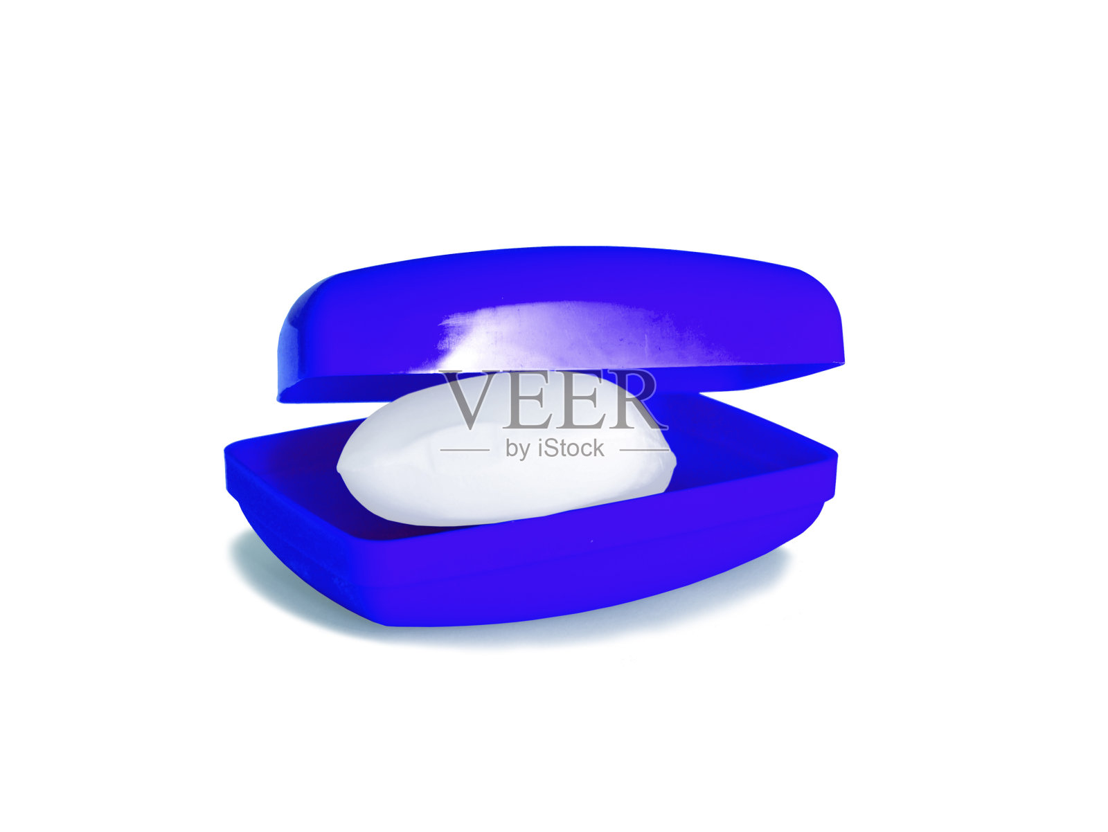 白色背景的彩色肥皂盘照片摄影图片