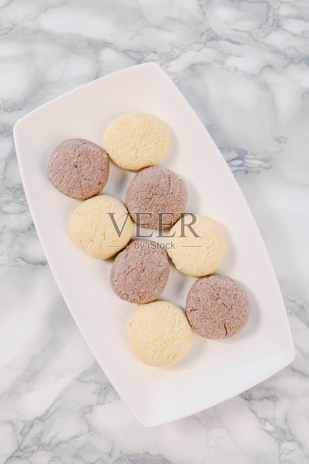 各式各样的茶点和巧克力曲奇照片摄影图片