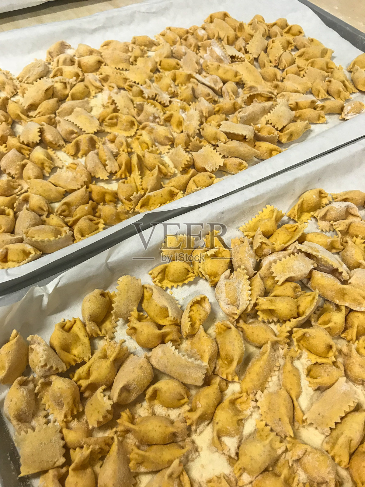 典型的朗赫意大利面照片摄影图片