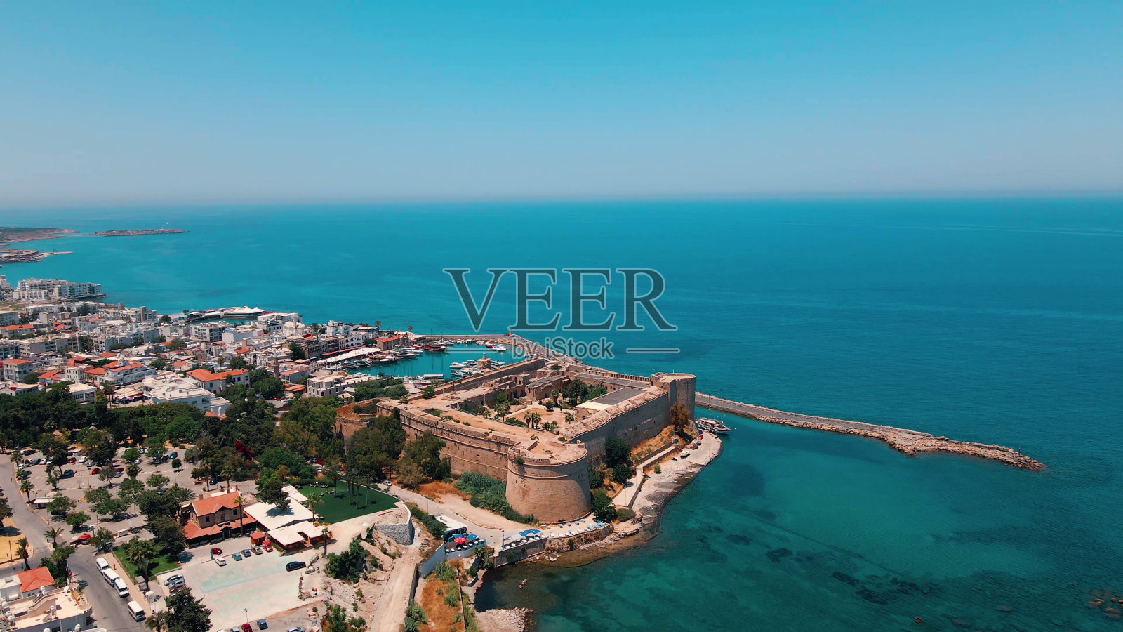 北塞浦路斯Kyrenia的旧港口照片摄影图片