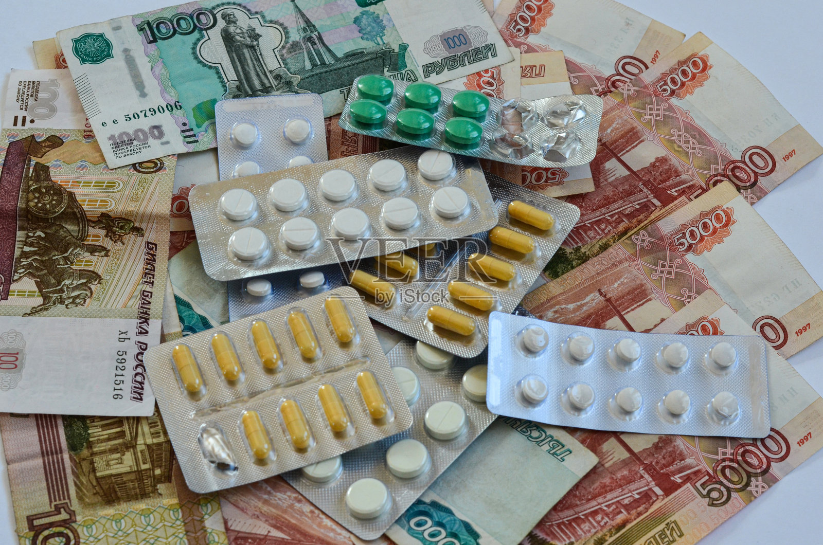 钱和医学照片摄影图片