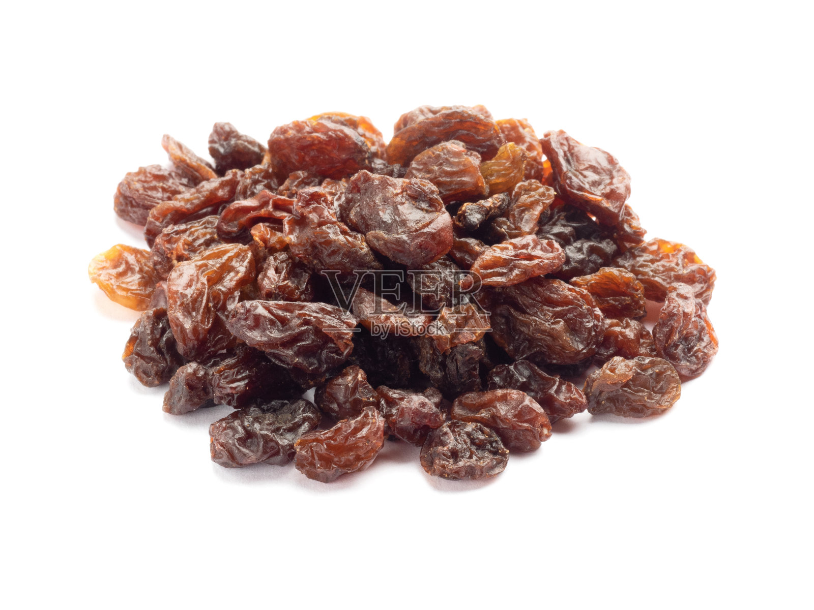 串葡萄干孤立在白色背景。宏。健康食品的概念照片摄影图片