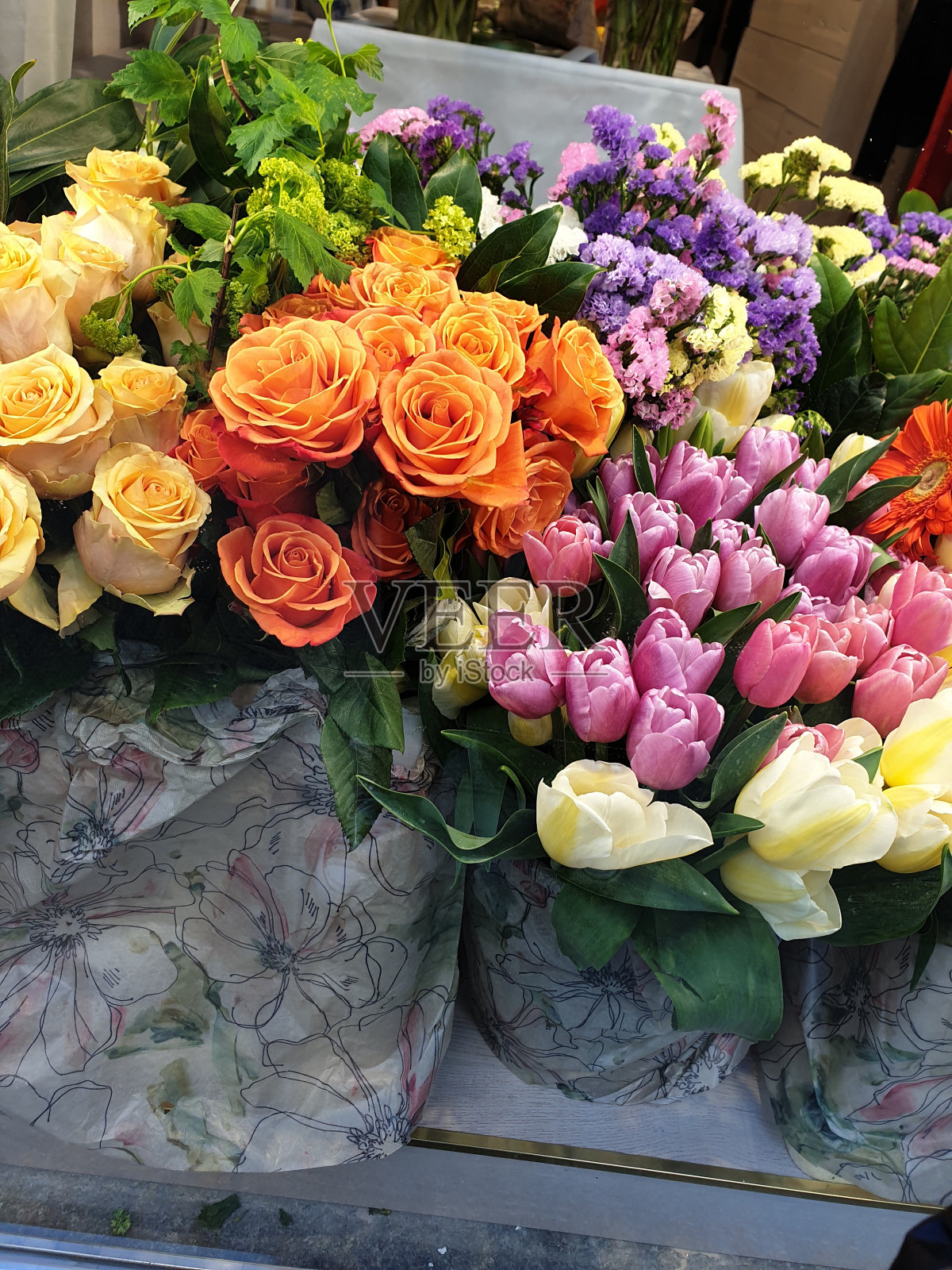 商店里的彩花照片摄影图片