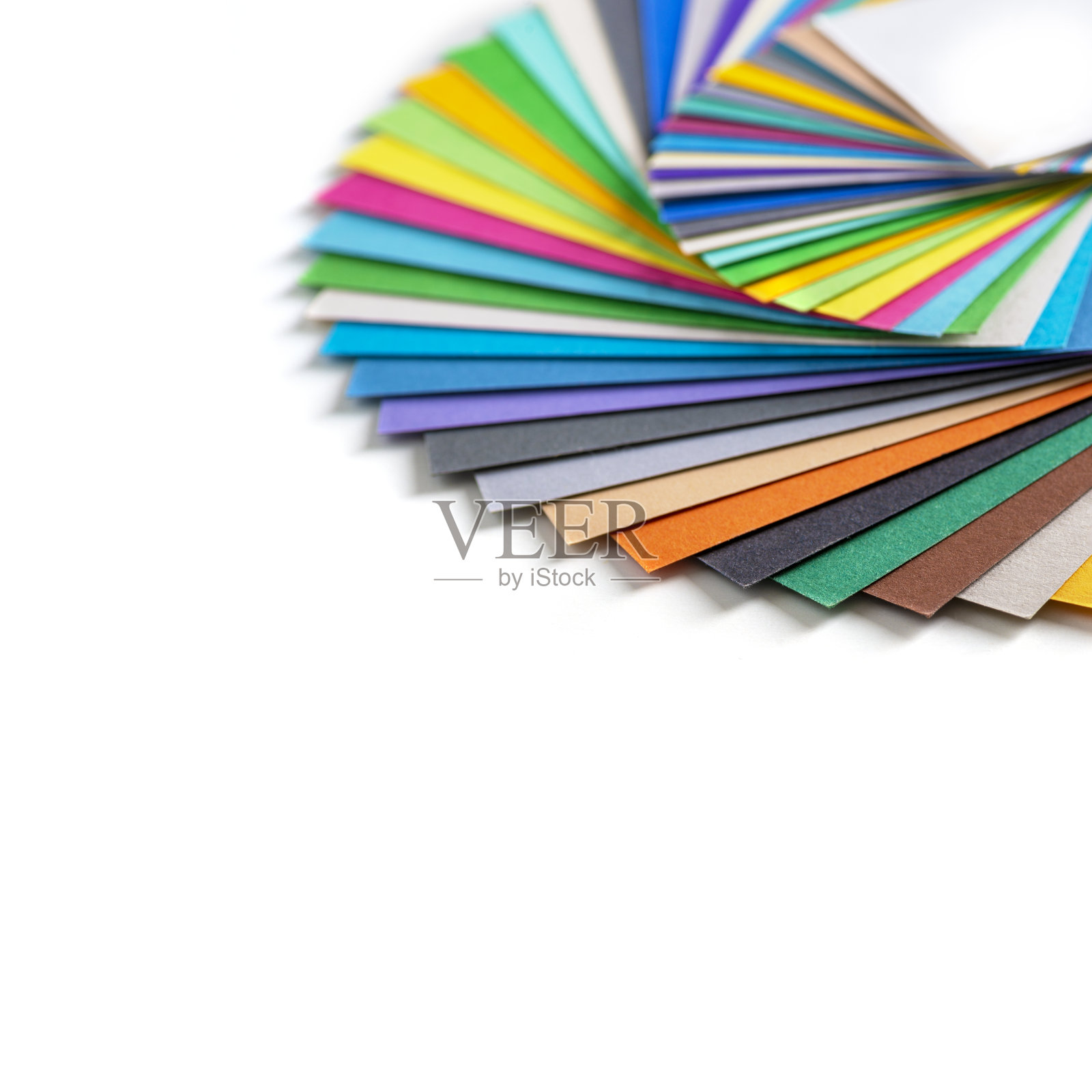 调色板被布置在一个孤立的圆圈里照片摄影图片