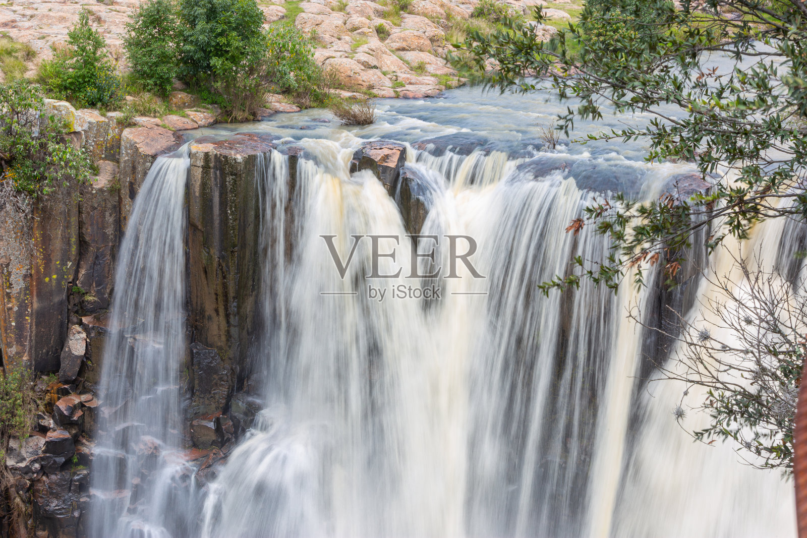 阿库尔科受孕瀑布的全景。照片摄影图片