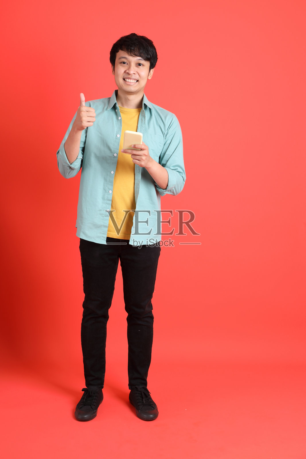 年轻的亚洲人照片摄影图片