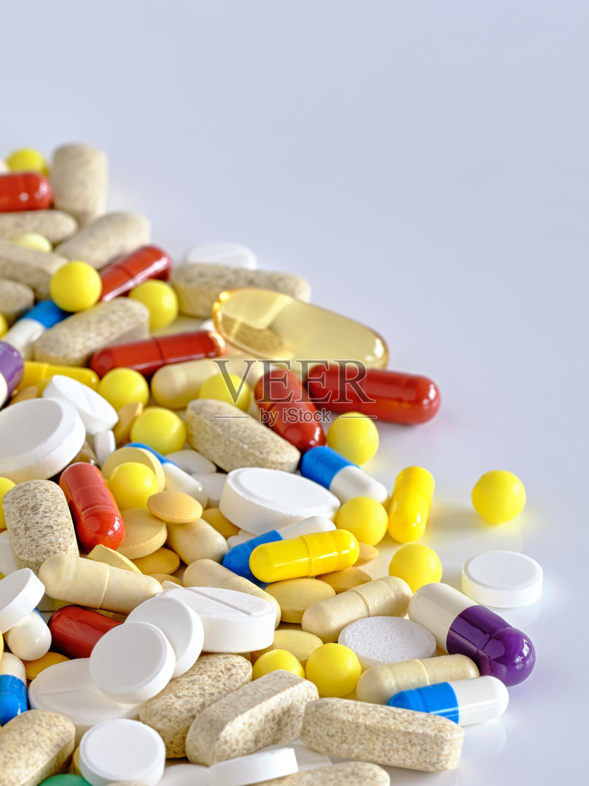 大量药丸，胶囊和药物的特写镜头照片摄影图片