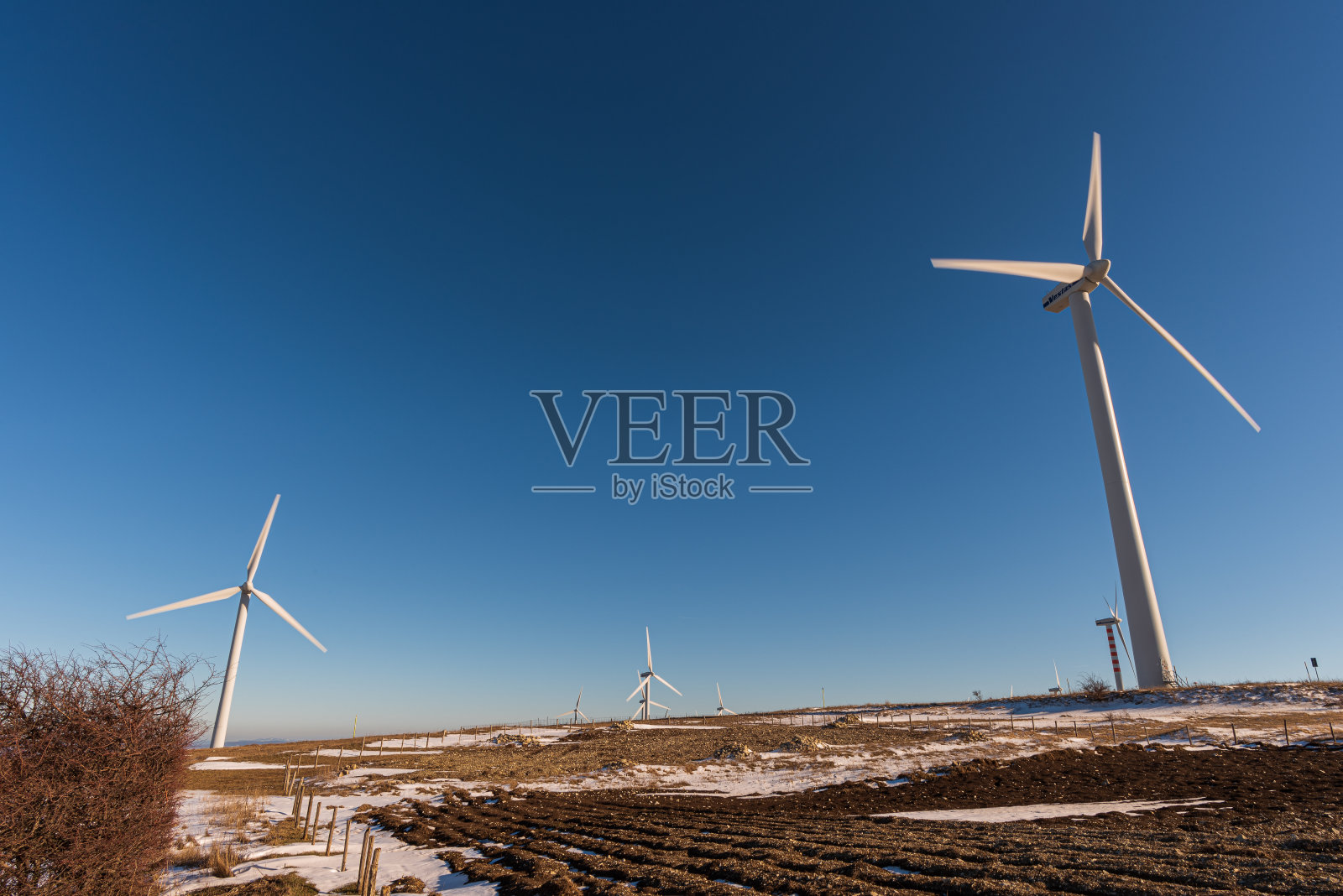 莫利塞意大利。壮观的冬季全景。照片摄影图片