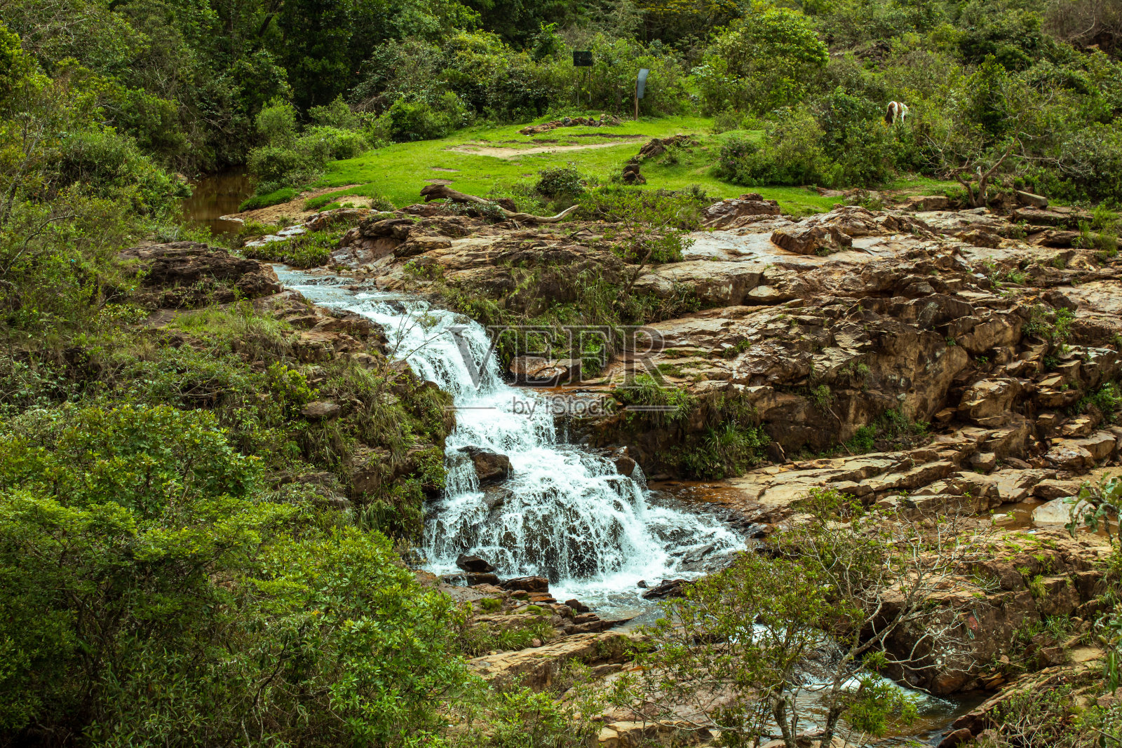 甘德拉雷拉瀑布照片摄影图片