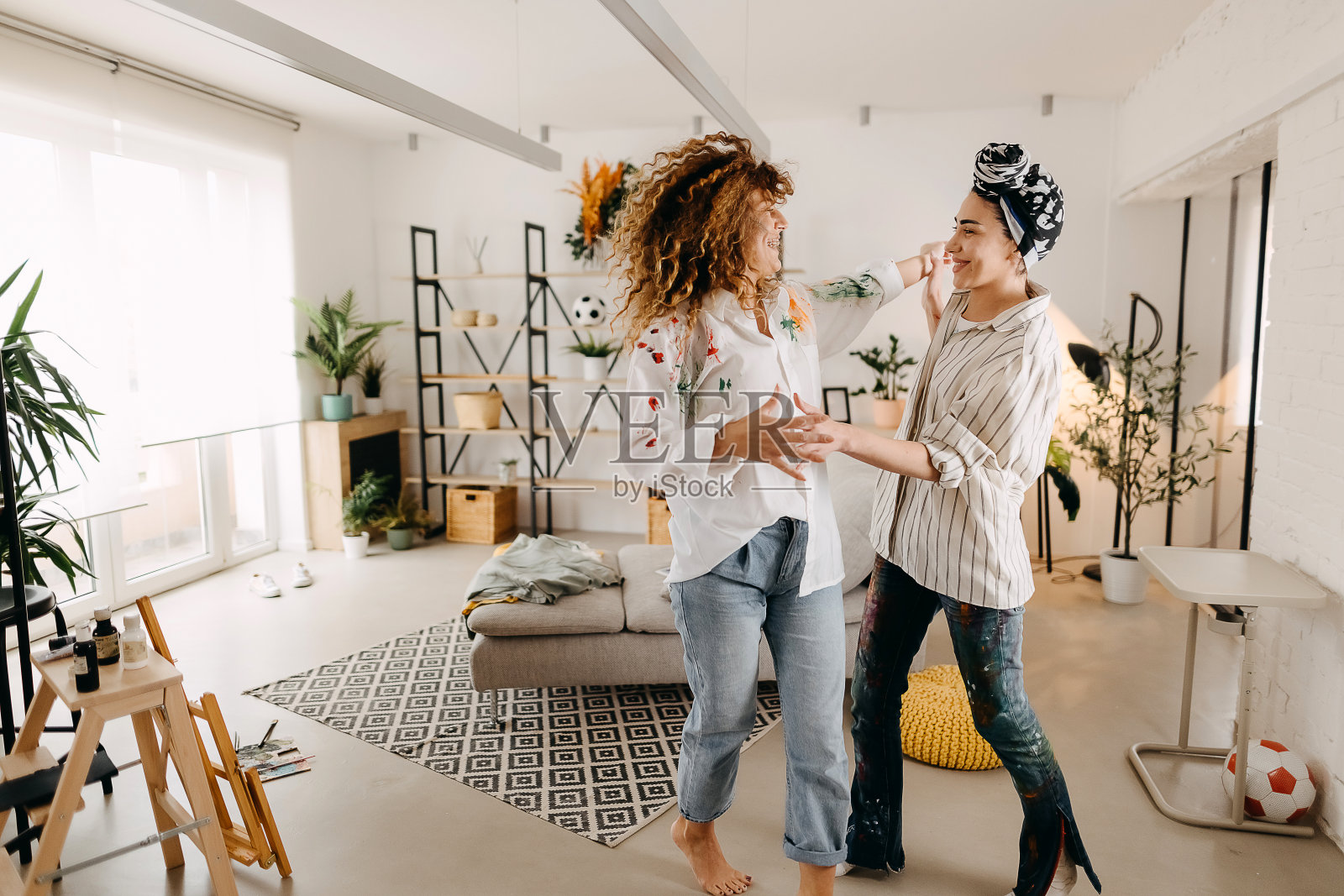 经常跳舞是很重要的照片摄影图片