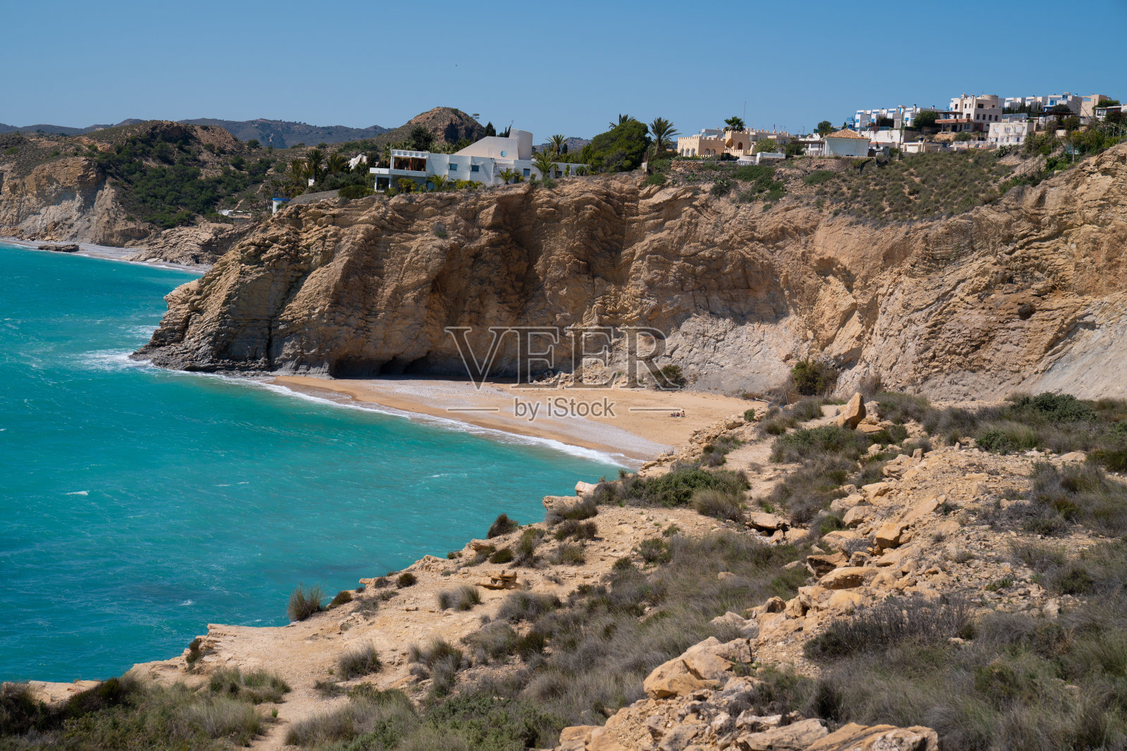 靠近Villajoyosa Alicante西班牙海滩和海湾的Bon nou, Playa El Paraiso南部照片摄影图片