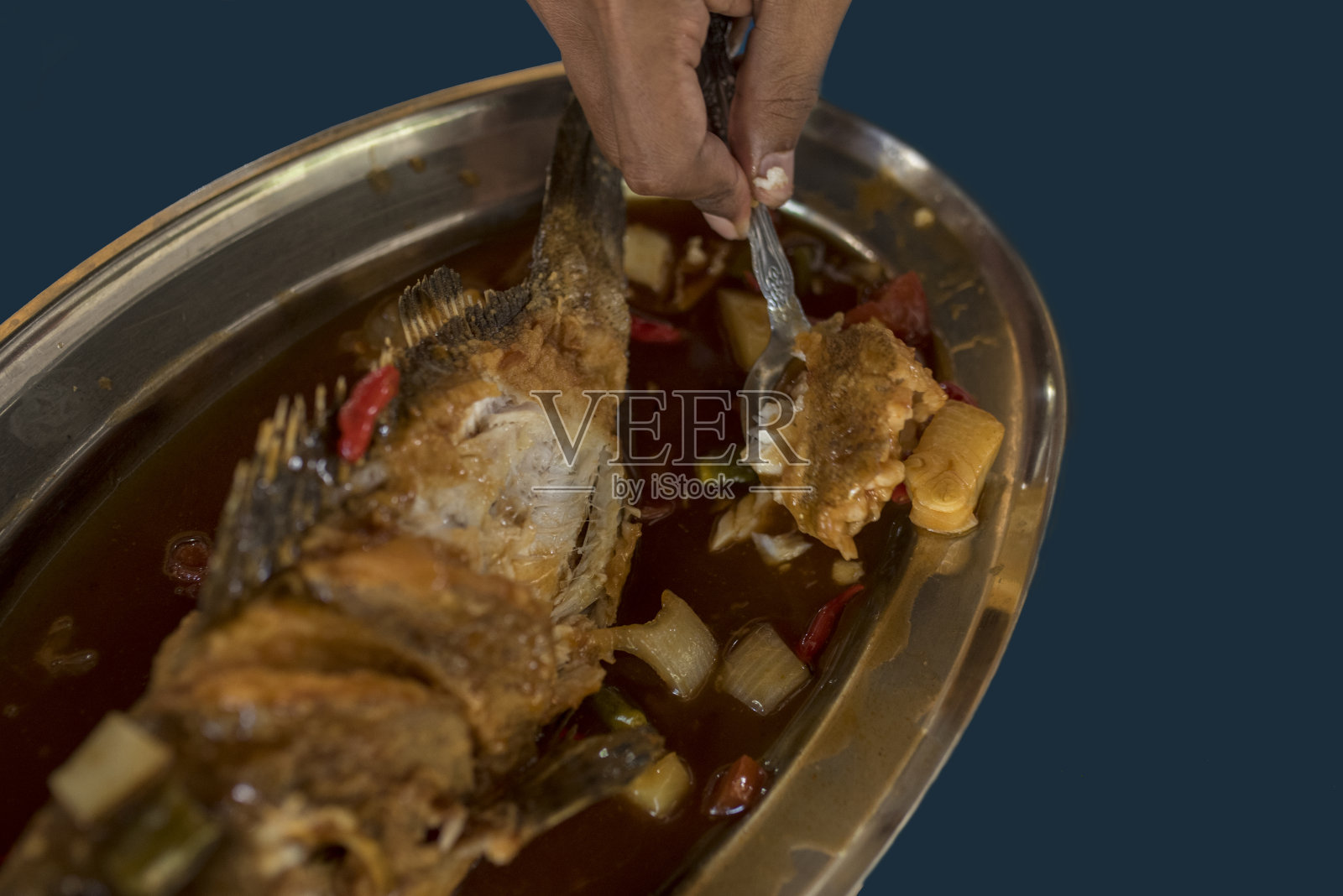 糖醋烤石斑鱼菜单照片摄影图片