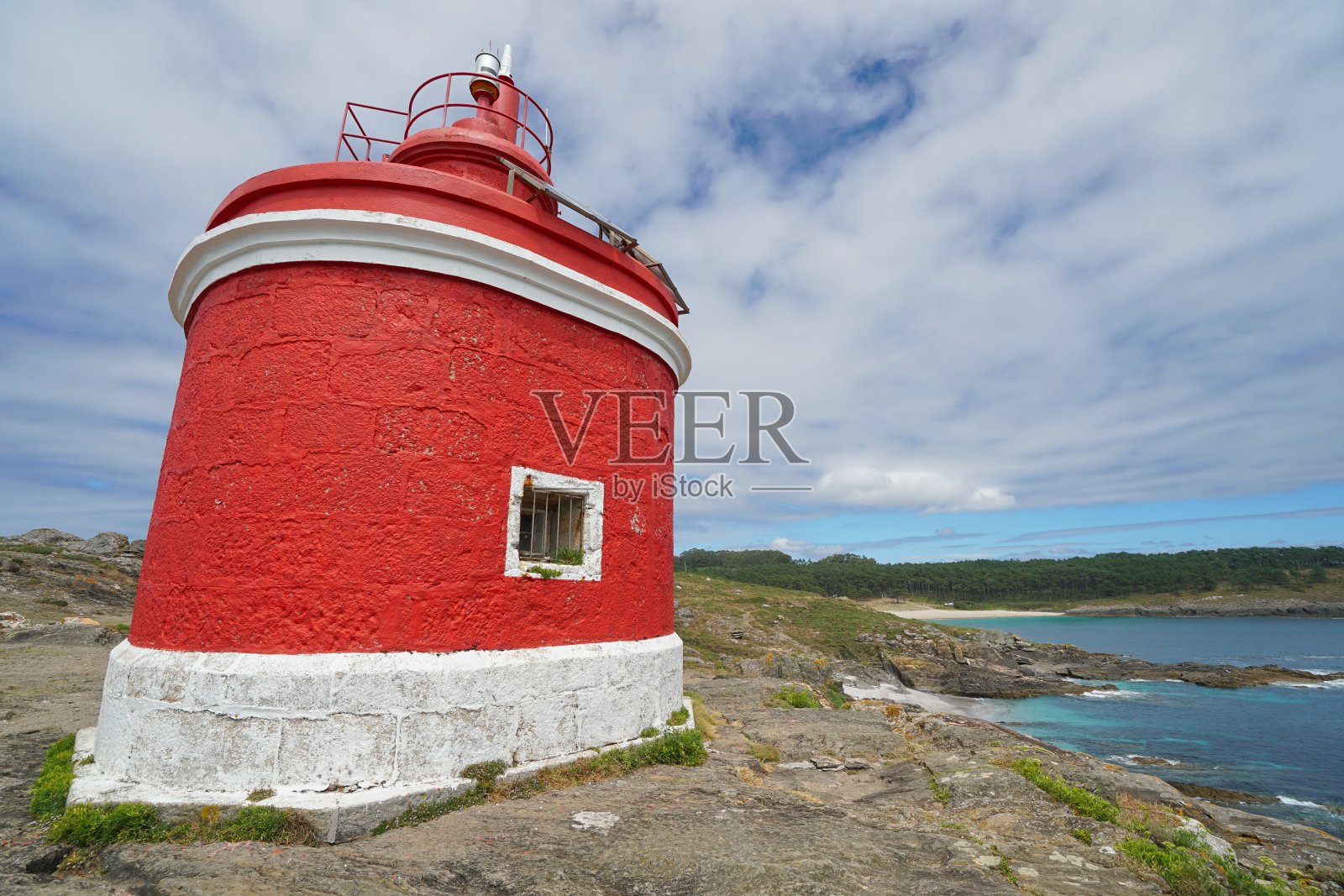 西班牙加利西亚海岸的灯塔照片摄影图片