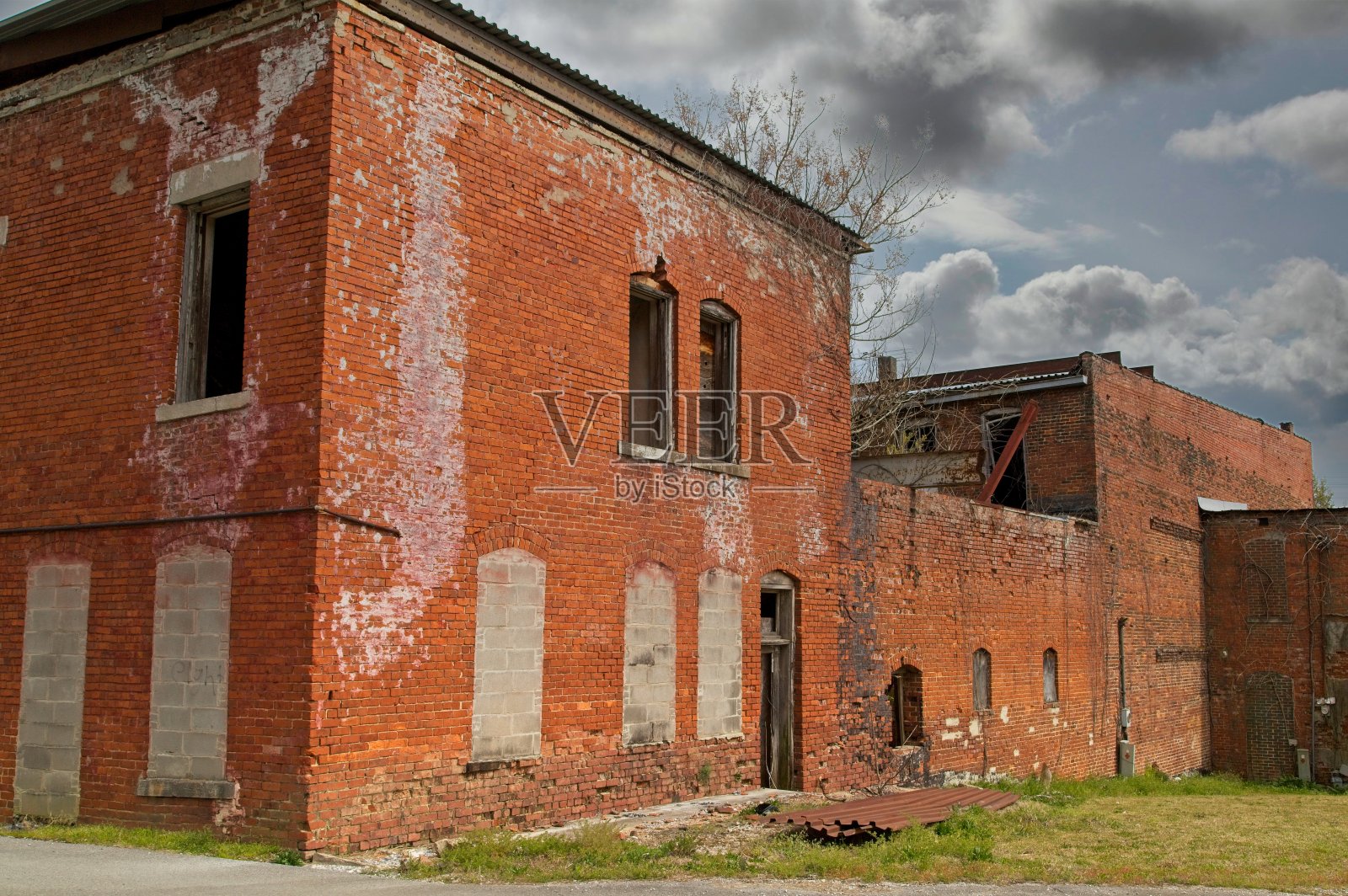 国际米兰城恶化照片摄影图片