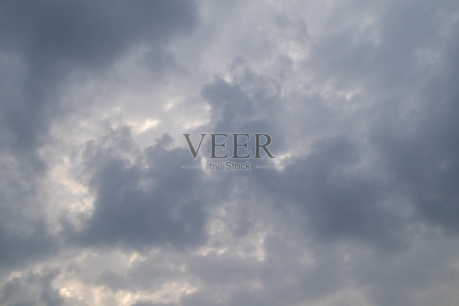 灰色的天空照片摄影图片