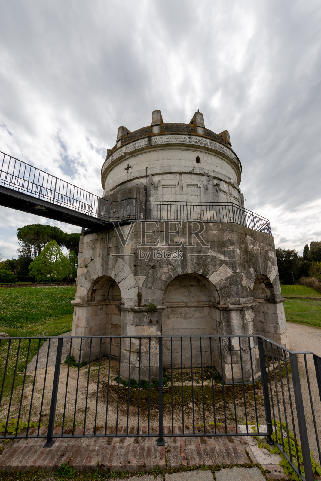 西奥多里克陵墓照片摄影图片