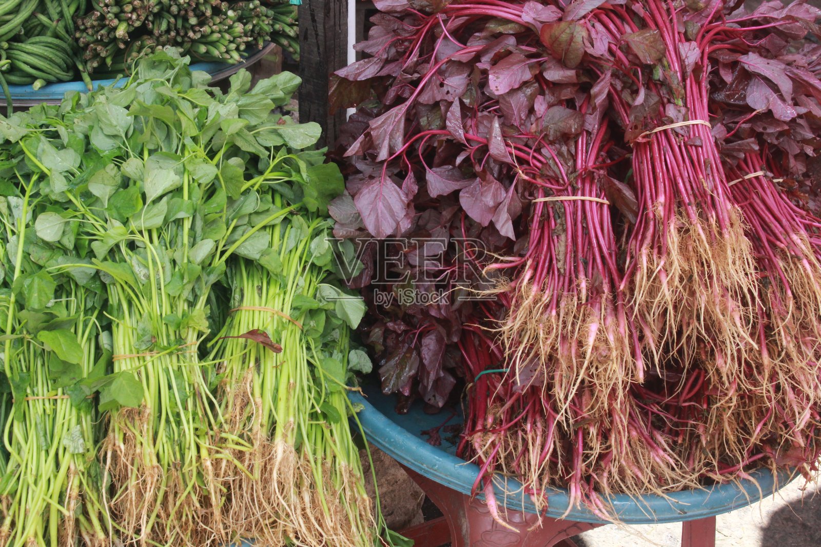 红绿菠菜照片摄影图片