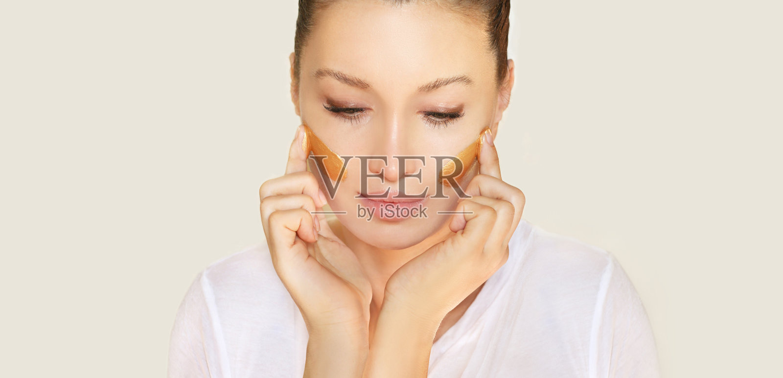 复兴的概念。卷起重。应用奶油照片摄影图片