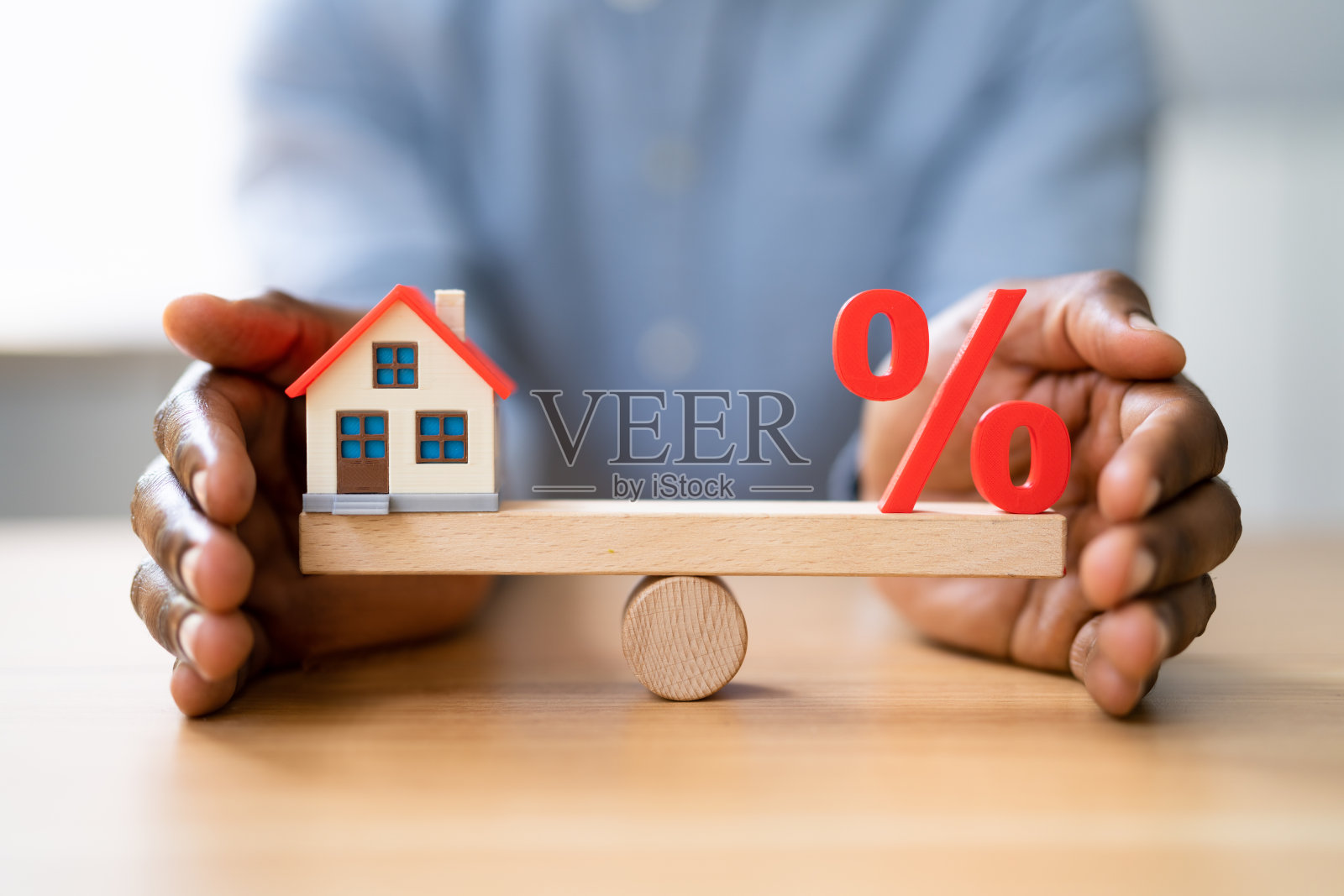 房屋利率平衡照片摄影图片