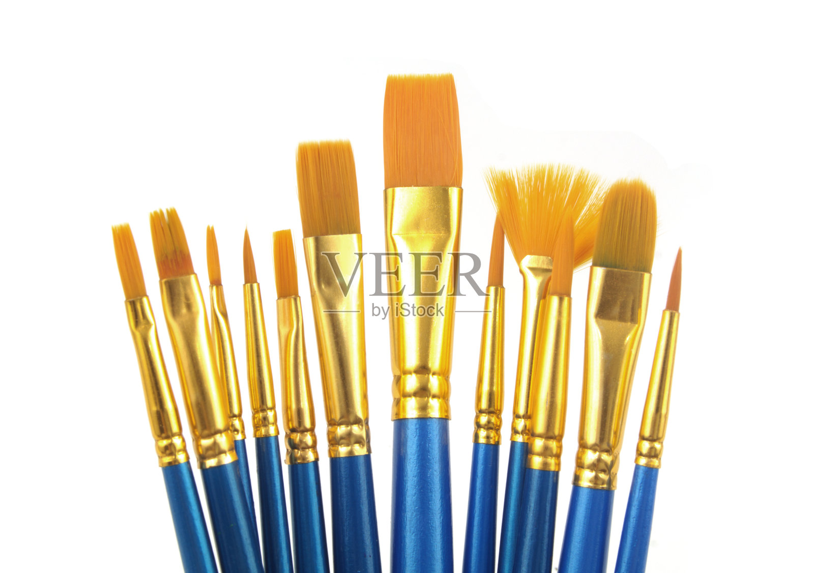 在白色上孤立的许多画笔的集合照片摄影图片