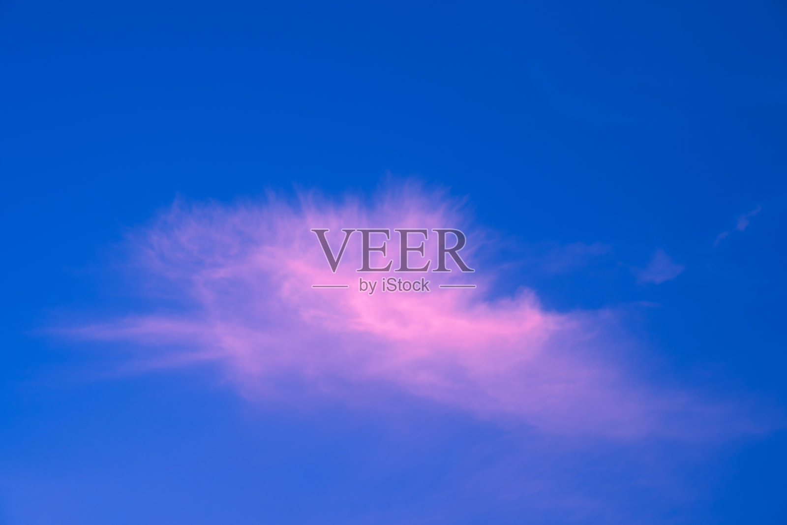 粉红色的云照片摄影图片