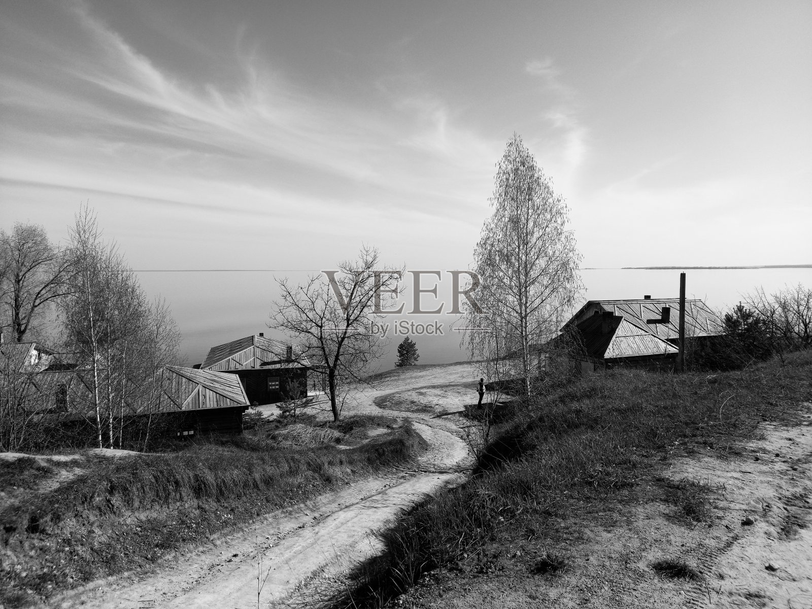 河边乡间小路照片摄影图片