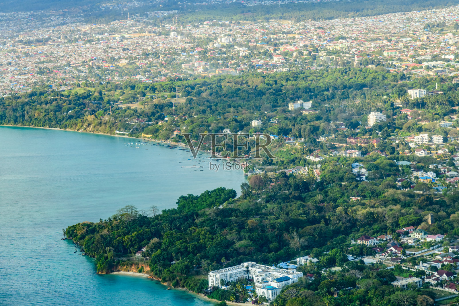 坦桑尼亚桑给巴尔岛(Unguja)首都桑给巴尔市的鸟瞰图照片摄影图片