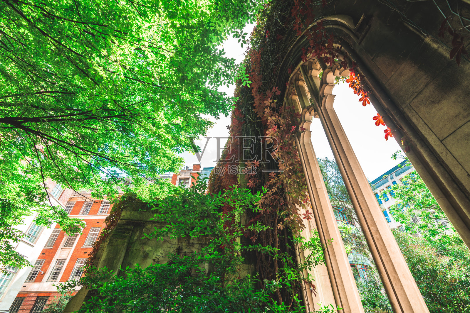 伦敦东院的圣邓斯坦照片摄影图片