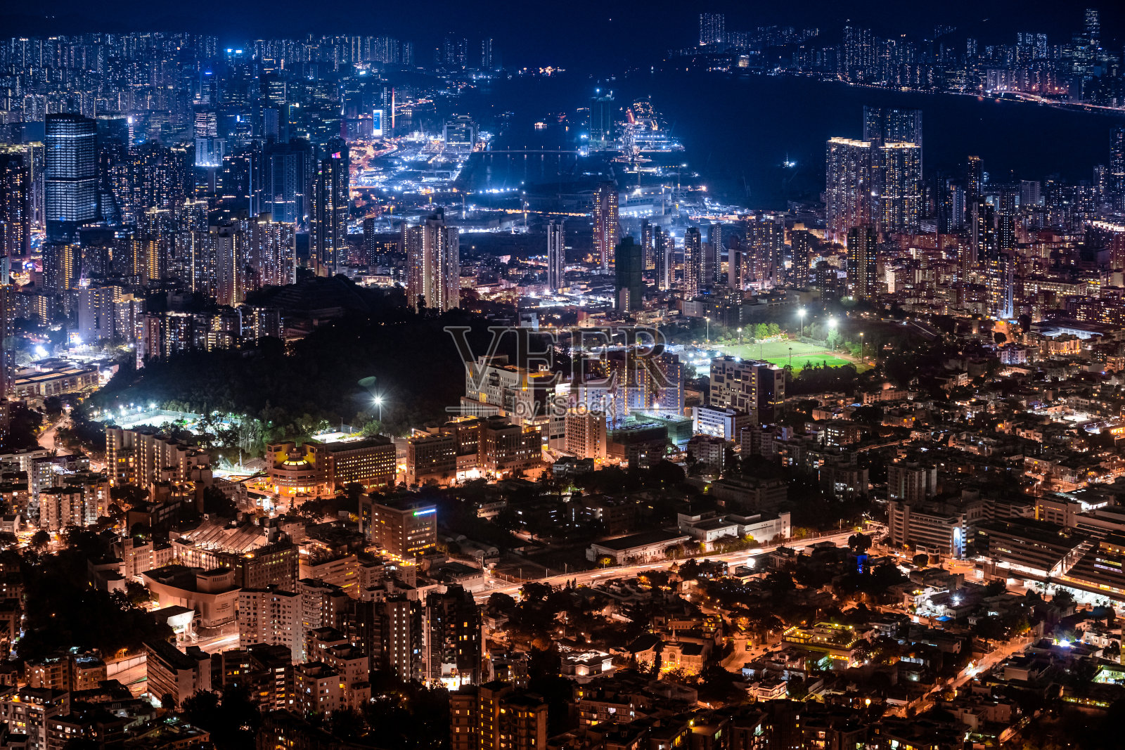 夜晚的城市风光摄影照片摄影图片