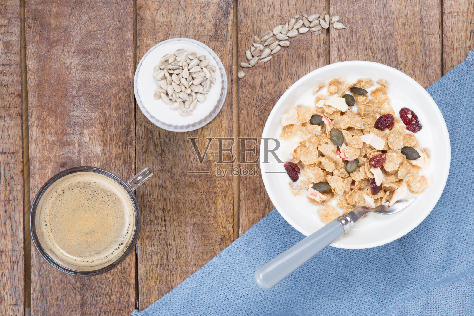 早餐麦片照片摄影图片