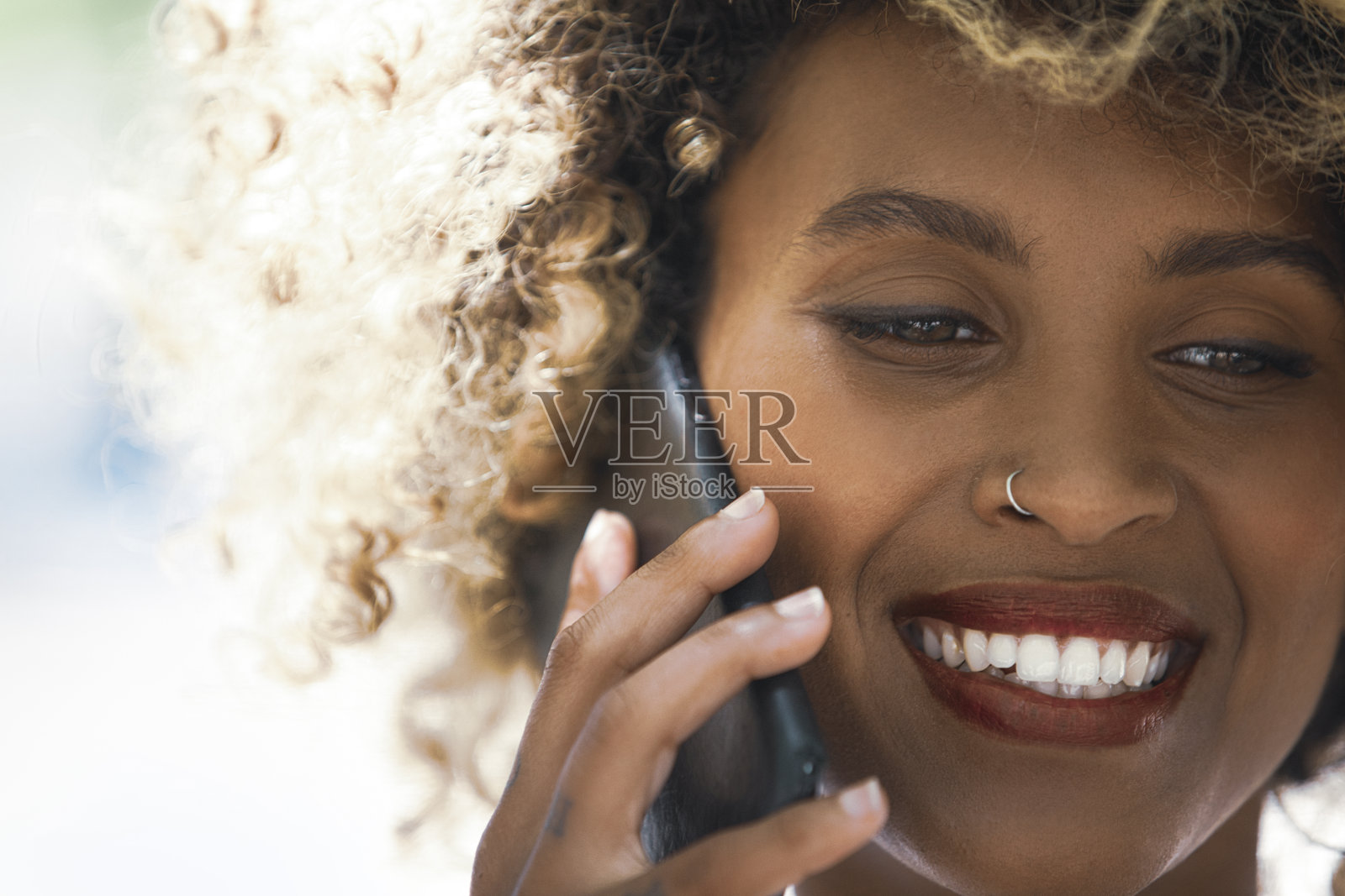 美丽的年轻女商人头像照片摄影图片