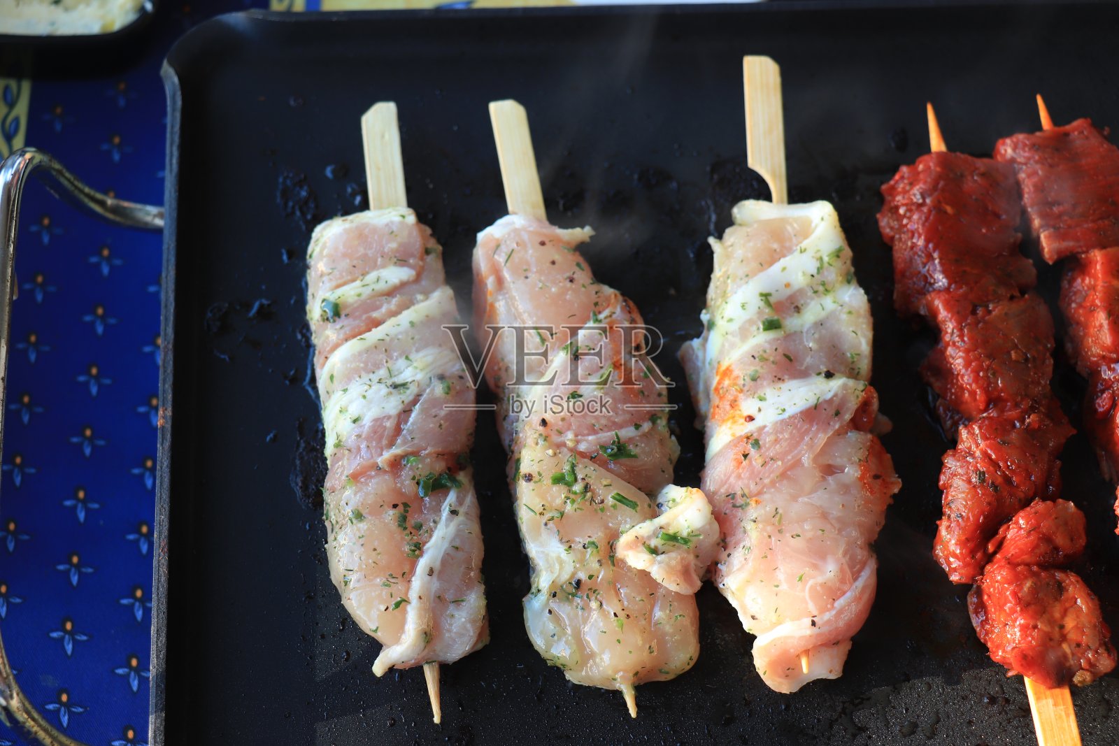 烤肉上的肉:Porc肉照片摄影图片