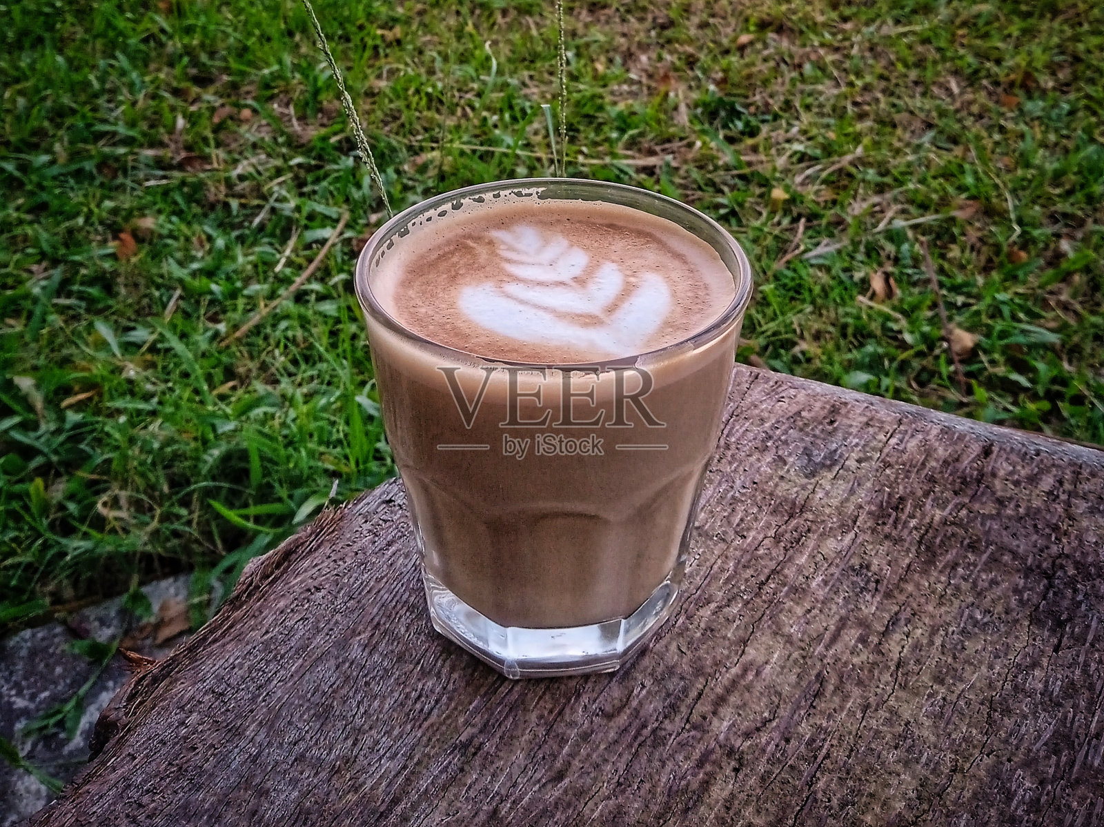 咖啡拿铁照片摄影图片