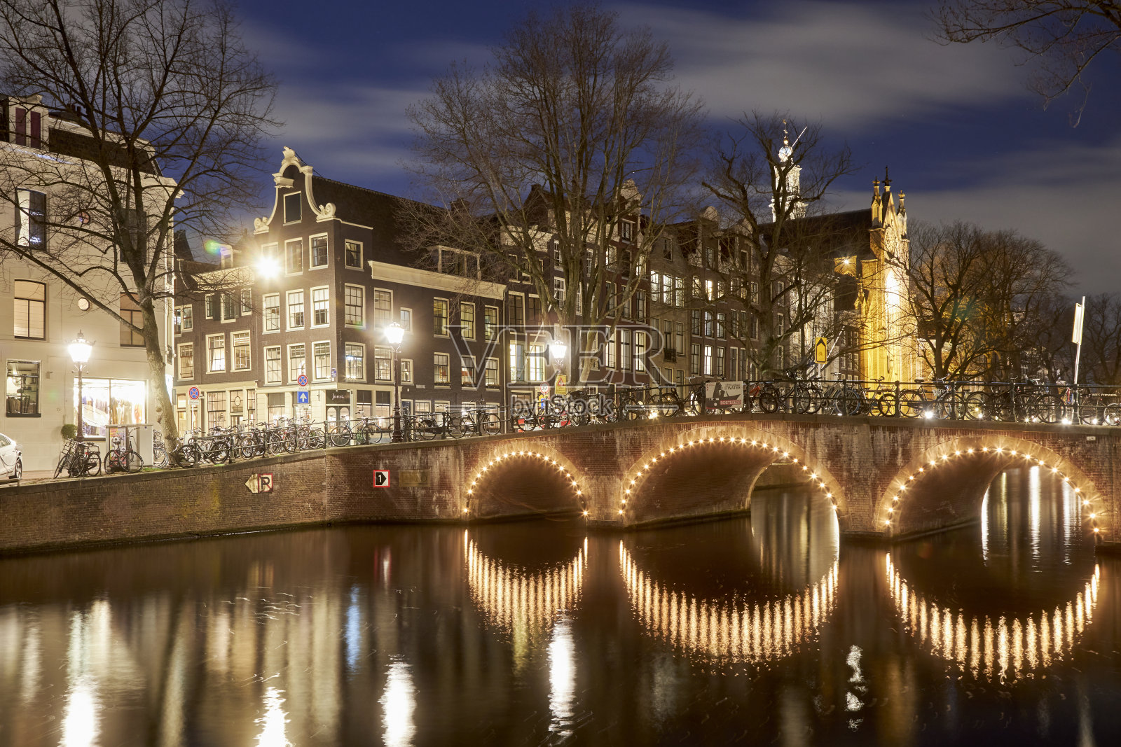 阿姆斯特丹运河夜景照片摄影图片