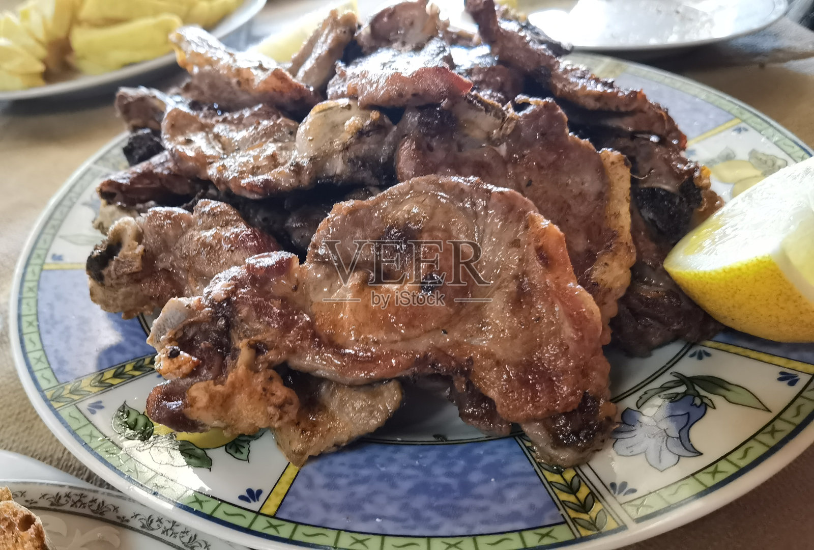 希腊西北部的梅措沃市旅游胜地照片摄影图片