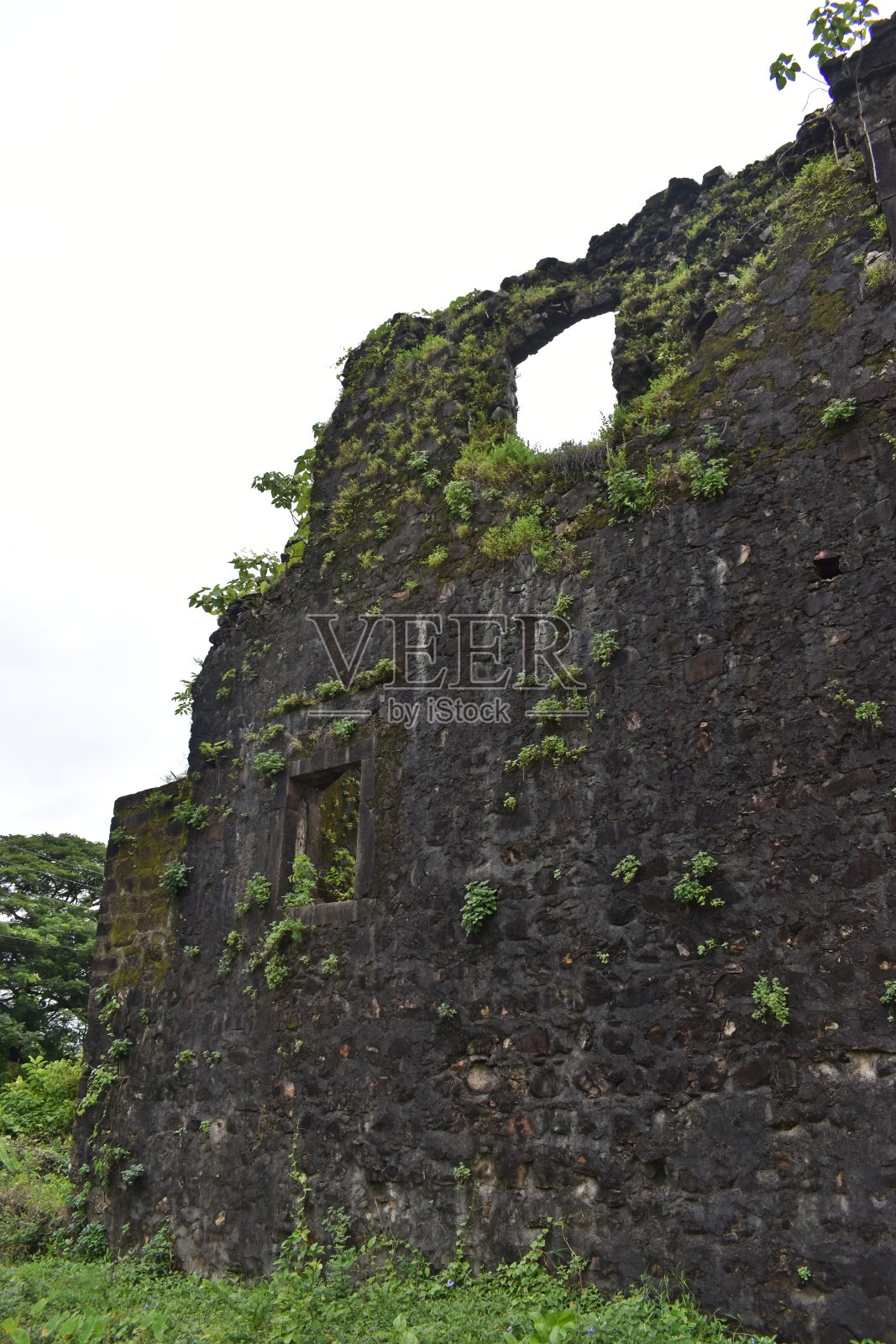 印度马哈什特拉，瓦萨伊要塞的废墟照片摄影图片