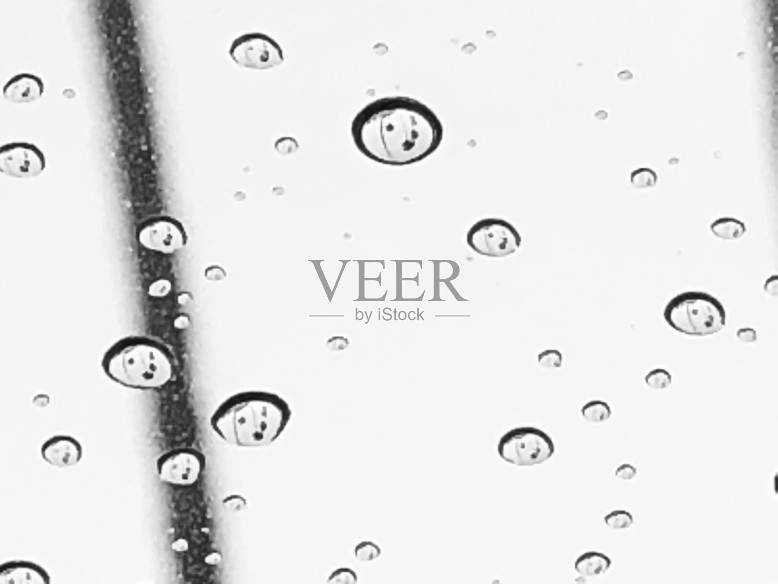 飞溅的雨照片摄影图片